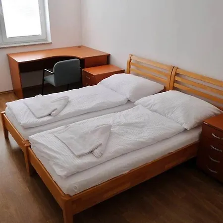 3 Bedroom Luxury Garden Oasis Apartment