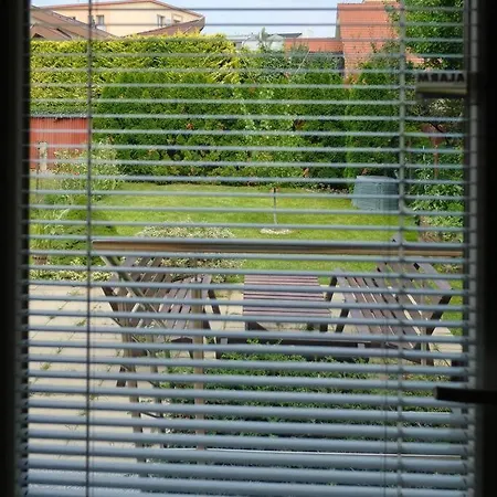 3 Bedroom Luxury Garden Oasis Daire Bratislava